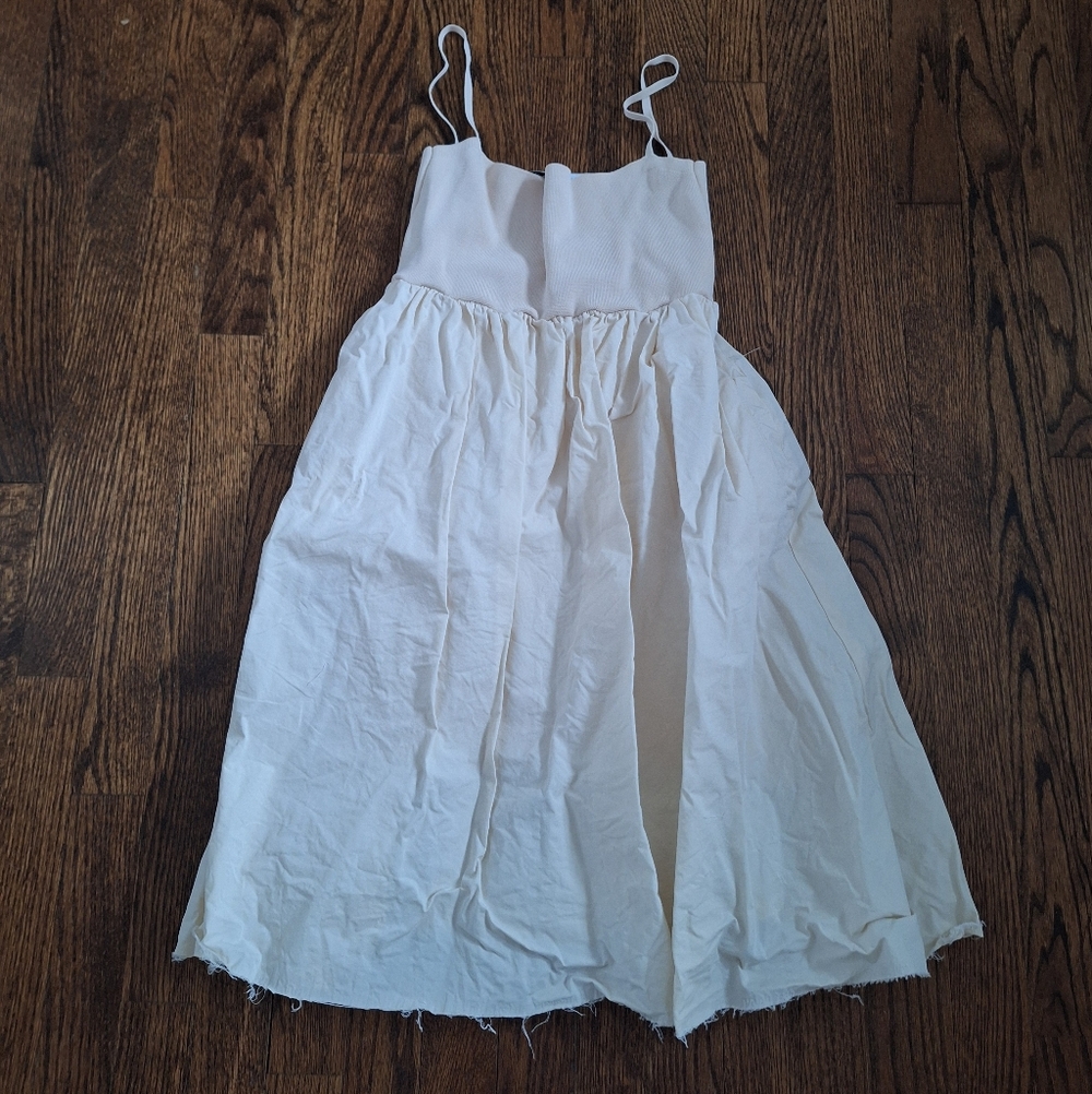 Womens ZARA dress Size Small.